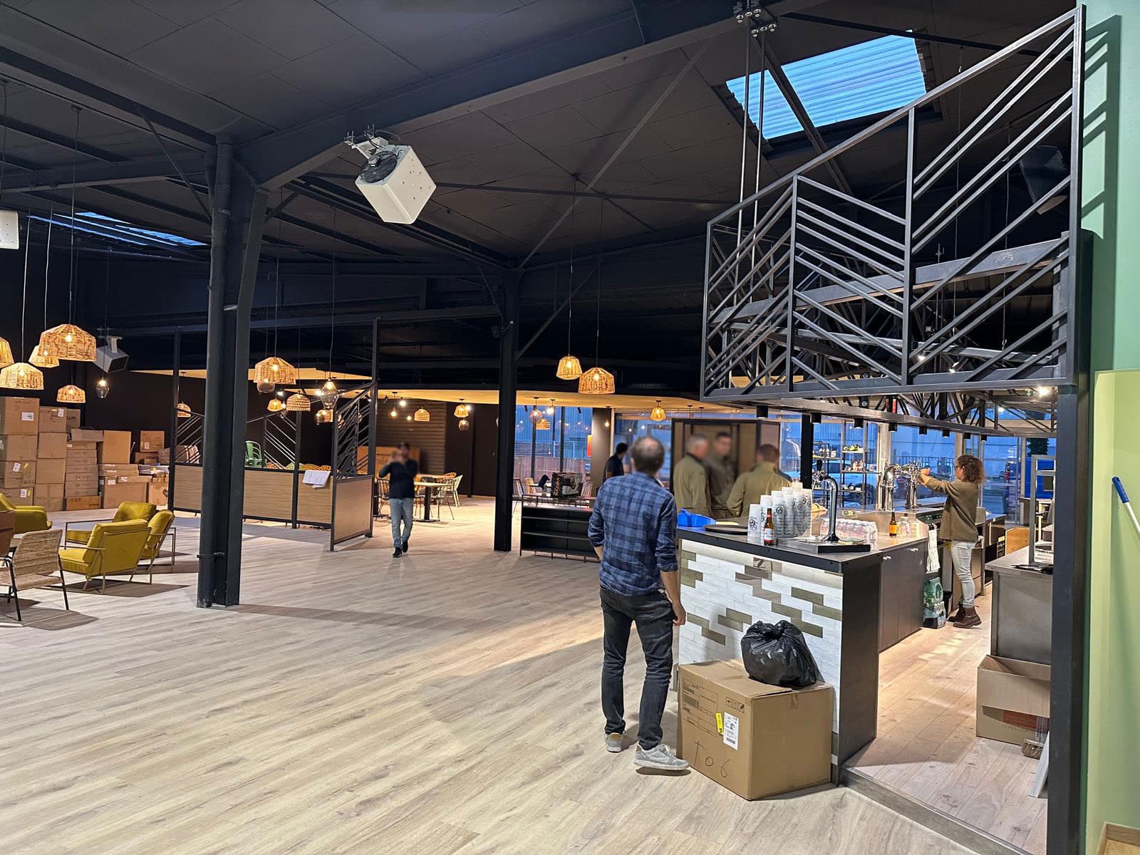 Rénovation local commercial Grenoble - Salle de sport Five