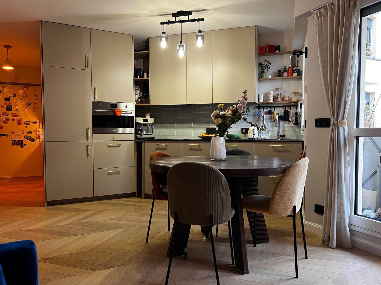 Cuisine sur mesure réalisée par Arcadia Interiors